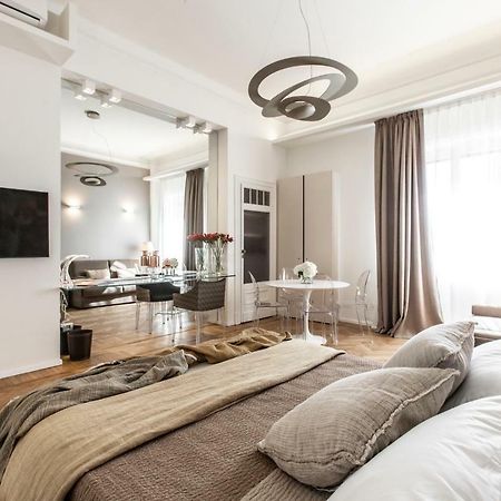 Duomo View Design Studio R&R Apartment Milan Bagian luar foto